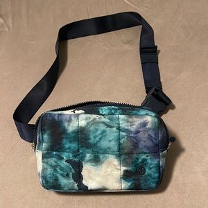 Lululemon quilted grid belt bag meteor wash